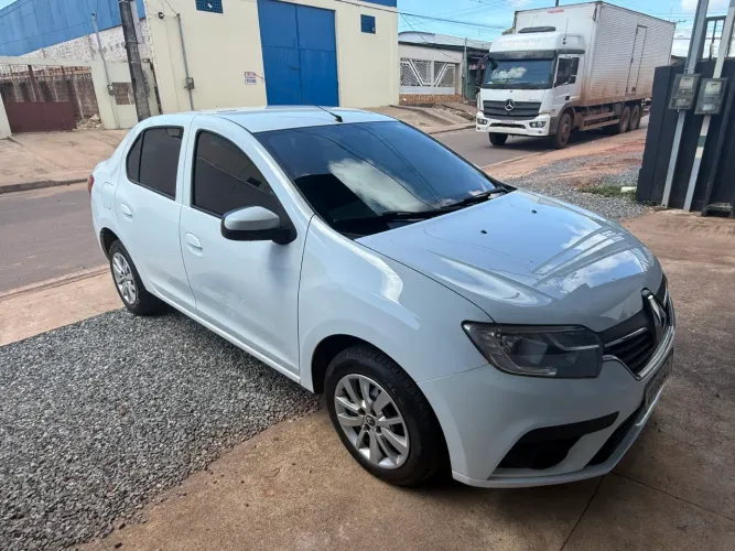Renault Logan Zen Flex 1.0 12V 4P Mec. 2022