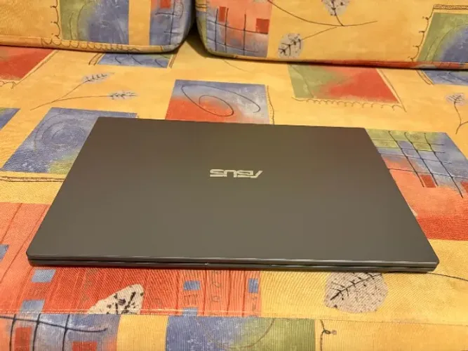 Notebook Asus Vivobook Core i3