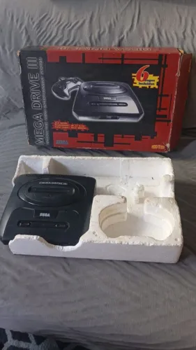 Mega drive 3 só o console caixa e isopor