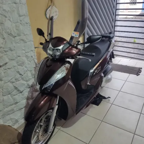 Honda sh300