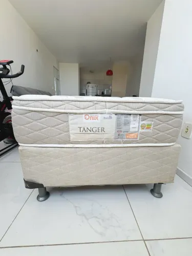 Cama Box Solteiro Onix Tanger - Semi-nova e Completa.