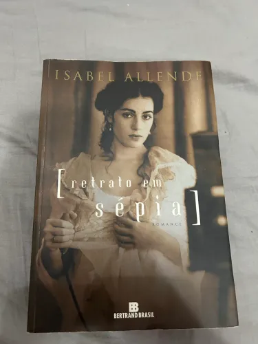 Livro Retrato em sepia