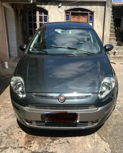 Fiat Punto Essence 1.6 Flex 16V 5P 2014