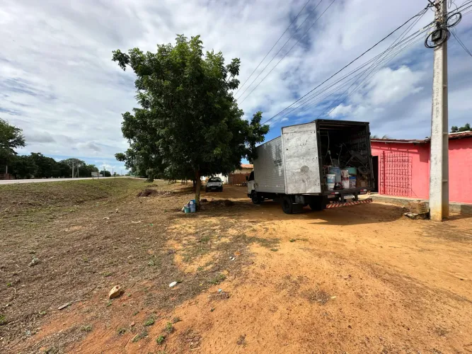 JF FRETES E MUDANÇAS 