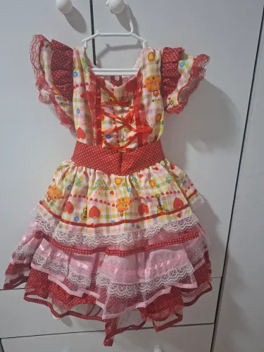 Vestido caipira infantil