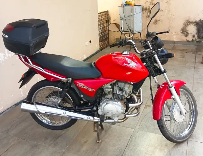 Moto honda titan