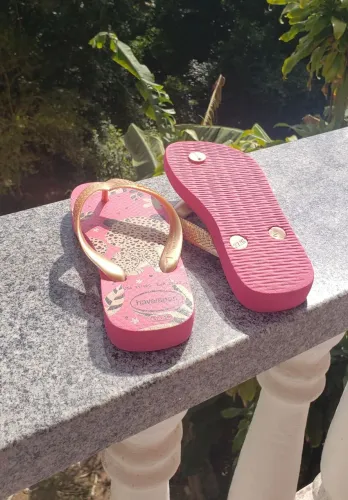 Chinelo, n°27|28, havaianas da onça pintada. Quase novo!