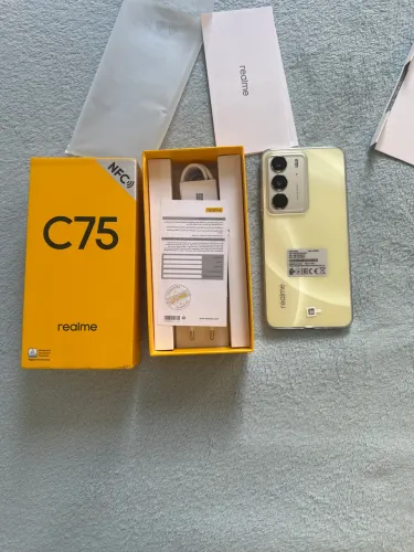 Celular C75 realme