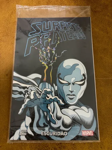 HQ Surfista Prateado Escuridão