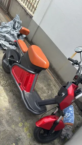Scoort elétrica