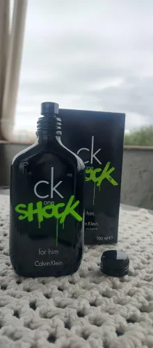 ? CK One Shock For Men Calvin Klein 100ml - Original Importado dos EUA