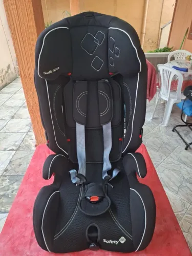 Cadeirinha infantil para auto