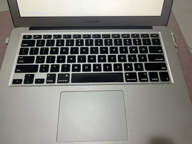 MacBook Air ( 13-inch,Mid 2011)
