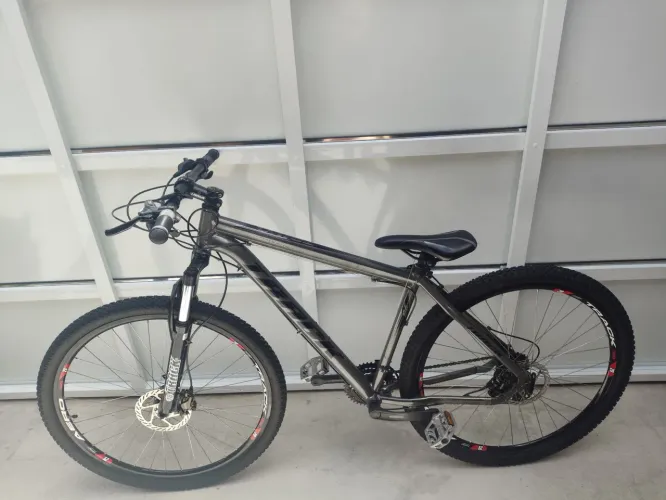 Bicicleta Track Bikes Trivo Aro 29 - 21v