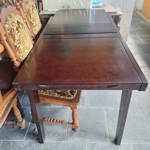 Mesa c/ 4 cadeiras leia a descrição