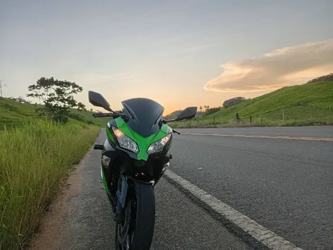 Kawasaki Ninja 300 Impecável - Edição Especial KRT
