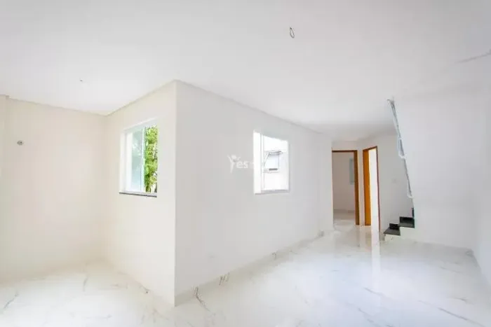 Cobertura semi mobiliada para locação com 85m² de área útil, sendo 2 dormit´rios, 1 suíte,