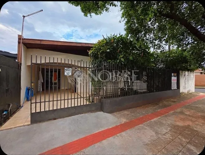 Rua Evaristo da Veiga