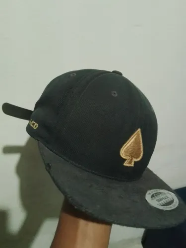 Boné Golden core original 