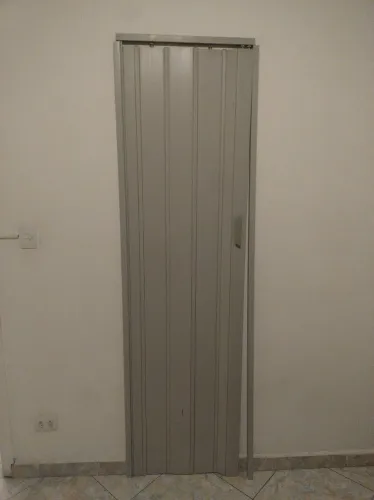 Porta Sanfonada de PVC cinza 210X0,60Cm Sanifix