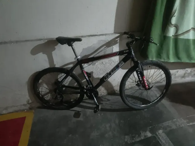 Bicicleta aro 26 gts freio mecânico 8v