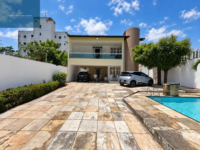 Casa residencial ou comercial à venda na Av. Conselheiro Gomes de Freitas, próximo ao Shop