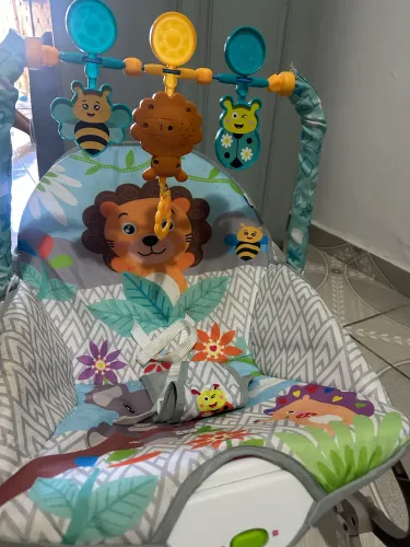 Cadeirinha de descanso para descanso musical e vibratória