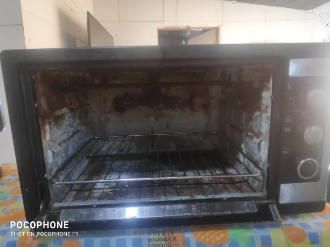 Vendo forno elétrico usado funcionando 