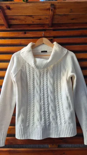Blusa de trico feminina off white tamanho único