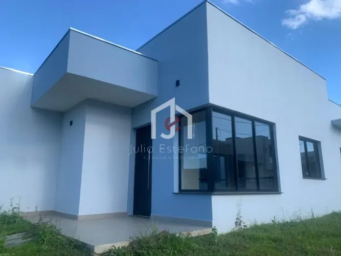 Casa com 2 suítes no condomínio Residencial Vila Romana em Pindamonhangaba.
