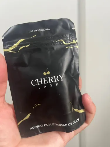 Adesivo cherry lash novo 