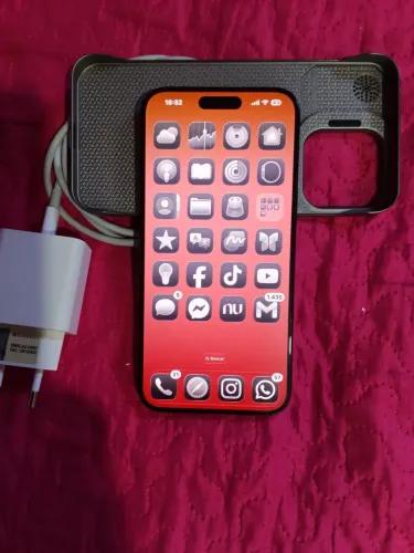 iPhone 15 Pro Max de 256GB. Apenas troco