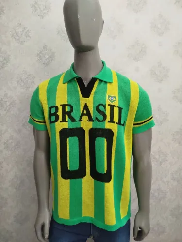 Camisa tricô Brasil estilo retrô 