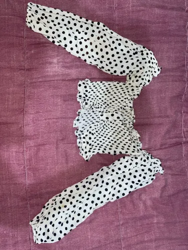 Vende-se ou troco roupas semi novas e usadas