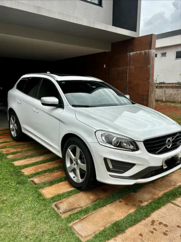 Volvo XC 60 T-5 R-design 2.0 FWD 5P 2014