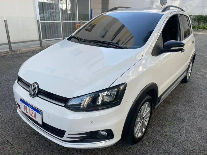 Volkswagen Fox 1.0 MI Total Flex 8V 5P 2017