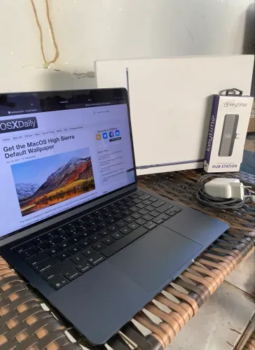 MacBook M4