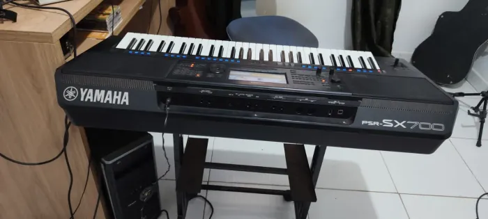 Vende-se teclado Yamaha sx 700