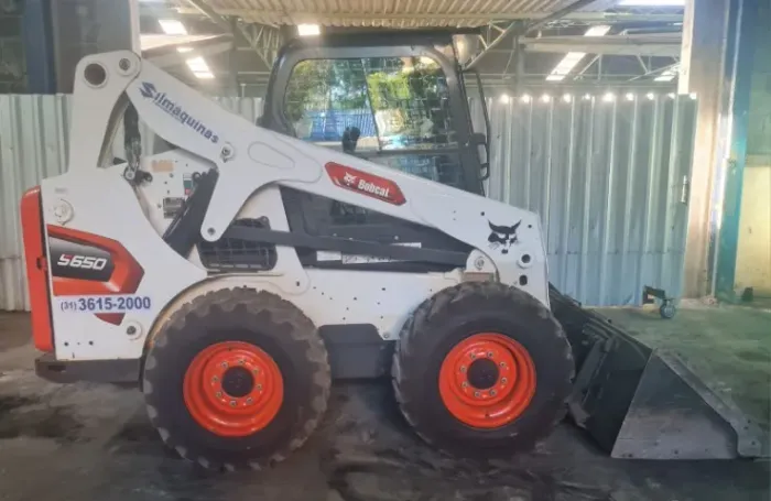 Mini Carregadeira Bobcat S650 Com 603.5hs Ano 2024 Com Ar