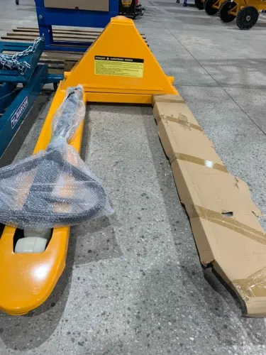 TRANSPALETE HIDRAULICO 2 TONELADAS 685MM X 1220 TP2D - CSM 