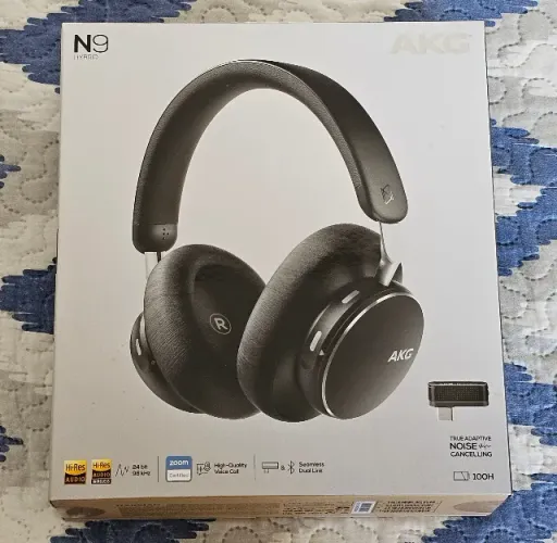 Lacrado - Fone AKG N9 Hybrid Cancelamento de Ruído