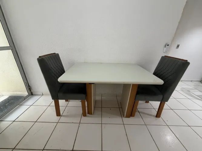 Mesa jantar tampão de vidro 2 cadeira nova 