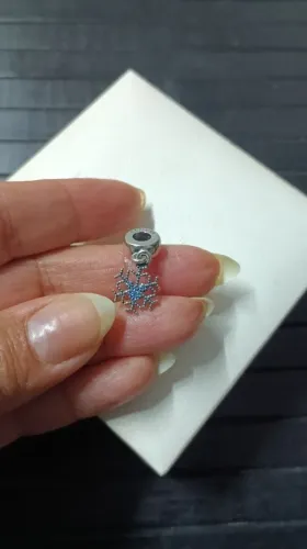 Berloque pendurado Pandora Disney Mickey?s floco de neve cintilante edição limitada