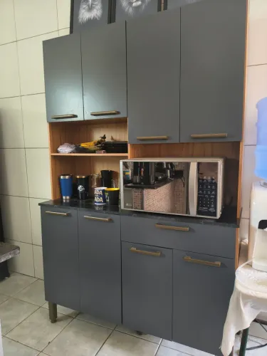 ARMÁRIO DE COZINHA