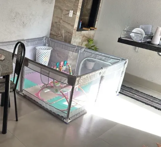 Chiqueirinho Cercado Infantil Grande (1,80m x 1,50m) - Pouco Uso