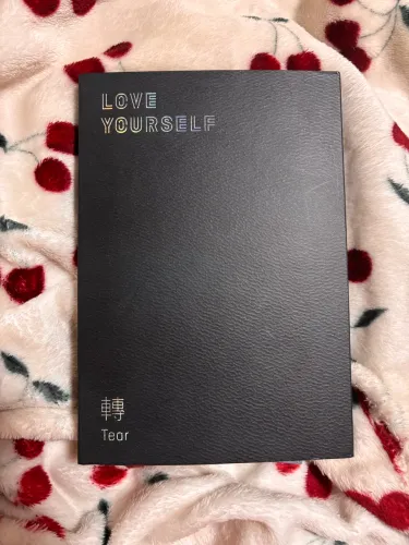 Álbum Love Yourself - Tear (Versão U)