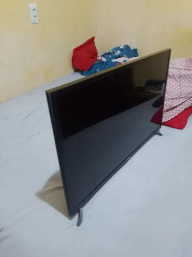 Vende-se TV Samsung 32 polegadas...smart.. valor 600 reais... whatsapp *