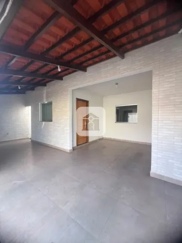 Casa à venda no Bairro Santa Terezinha