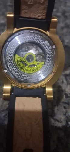 Relógio invicta novinho sem marcas de uso todo original 