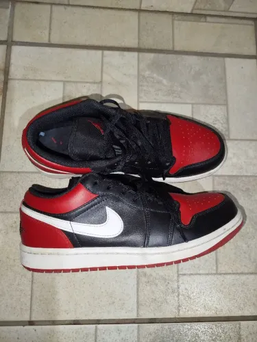 Tênis Nike Air Jordan 1 Low